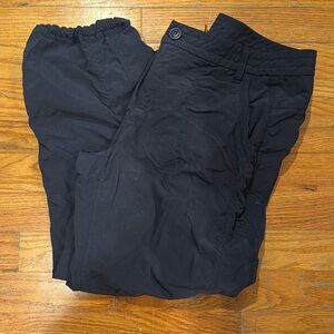 Eddie Bauer navy cropped pants